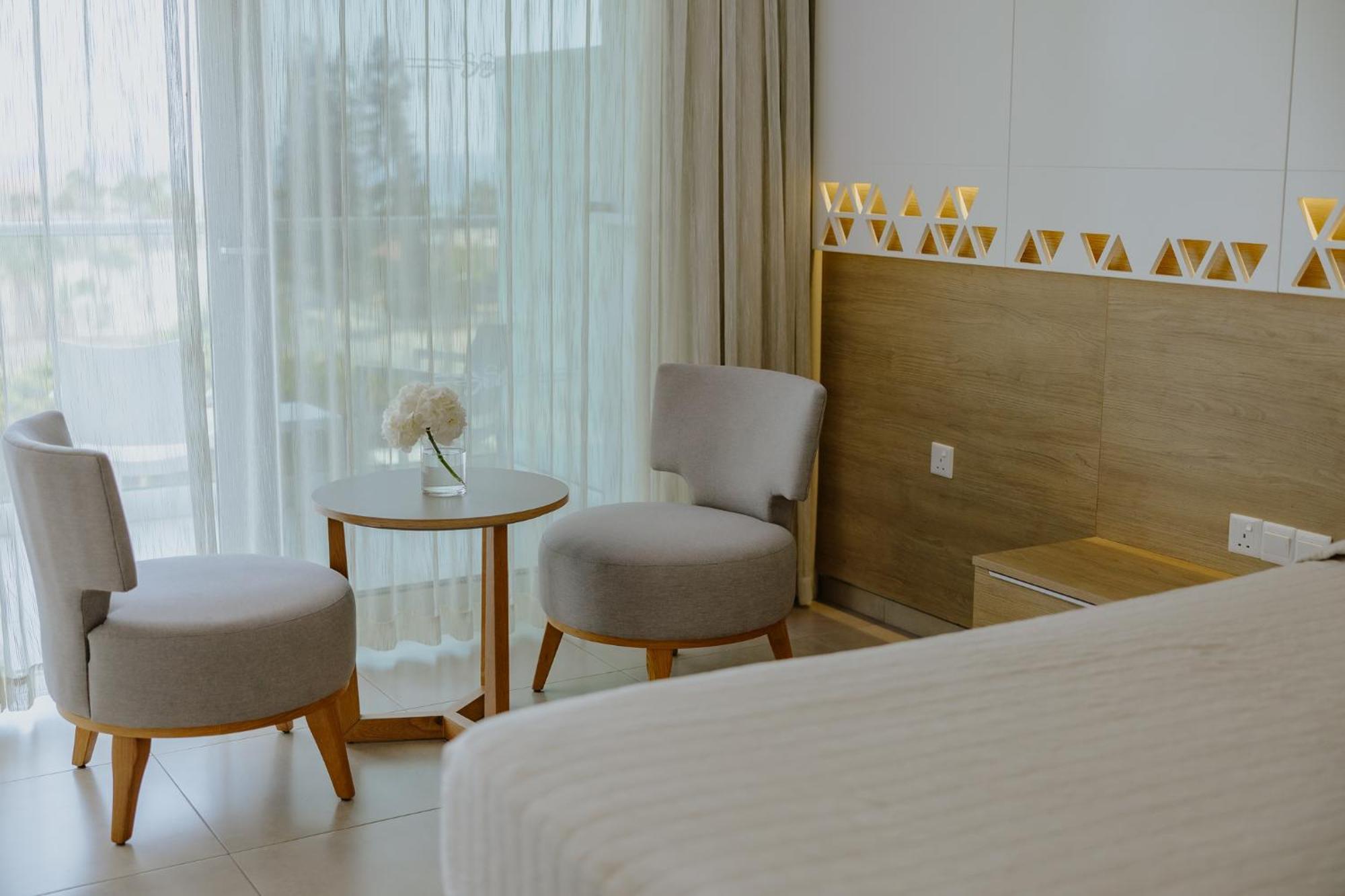 Seasons (adults Only) 4* Айя-Напа